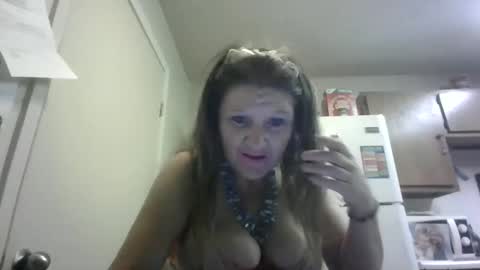 Snapshot of malinda702 chatting on 12.29.24 malinda702 online show from 12.29.24