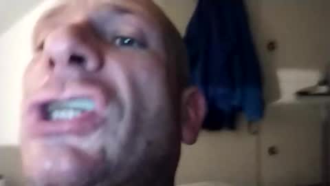 Snapshot of malinowy85 chatting on 10.30.25 malinowy85 online show from 10.30.25