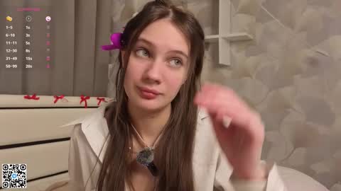 Evelyn online show from 03.02.26