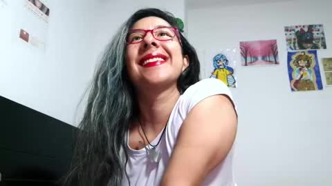 Snapshot of malishka_fox chatting on 09.30.25 Malishka online show from 09.30.25