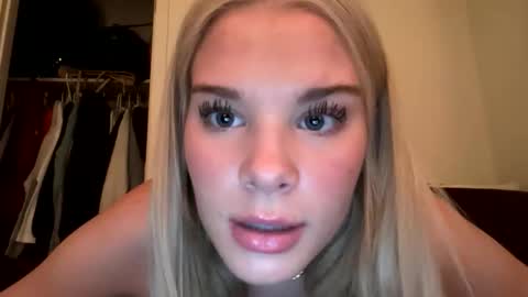 Mallory online show from 12.22.25