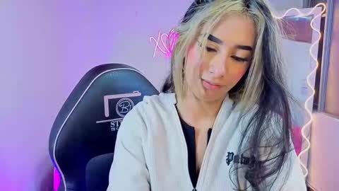 Malory  online show from 11.21.25