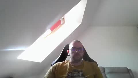 breton online show from 04.19.26