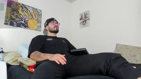 maloy_magic online show from 12.22.25