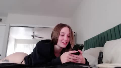 Snapshot of malthevalleyqueen chatting on 03.10.25 Mal online show from 03.10.25