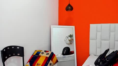 Snapshot of malu_horny_69 chatting on 01.07.25 Melanie online show from 01.07.25