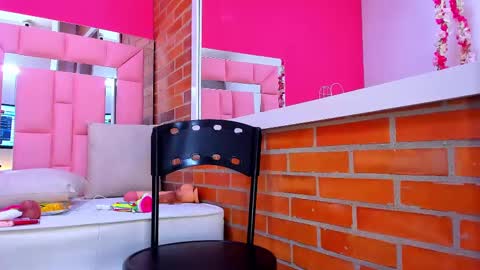 Snapshot of malu_horny_69 chatting on 03.09.25 Melanie online show from 03.09.25