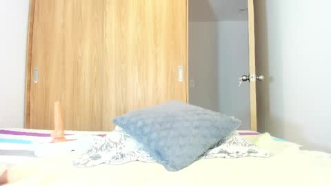 instagram  nueela   online show from 04.27.26