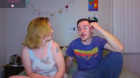 MamiCloudz online show from 10.30.25