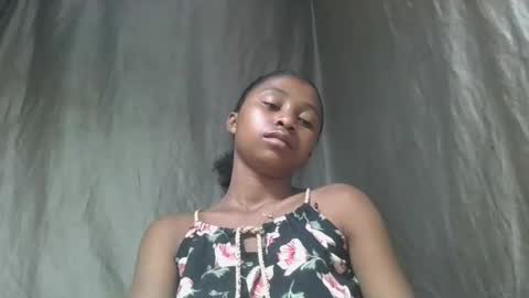 mamieriela online show from 04.13.26