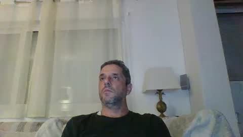 Snapshot of man211172 chatting on 01.05.25 man211172 online show from 01.05.25