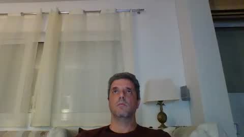 Snapshot of man211172 chatting on 02.01.25 man211172 online show from 02.01.25