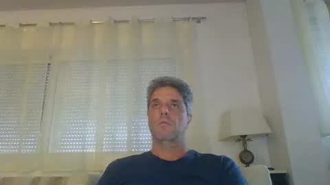 Snapshot of man211172 chatting on 10.12.25 man211172 online show from 10.12.25