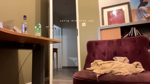 Snapshot of man38110 chatting on 10.10.25 man38110 online show from 10.10.25