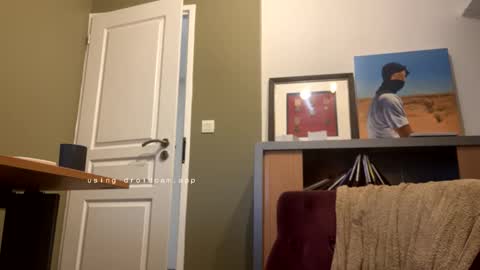 Snapshot of man38110 chatting on 10.12.25 man38110 online show from 10.12.25