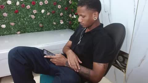 man_san11 online show from 12.16.25