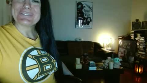 Snapshot of mandaloriangirlsfight chatting on 10.23.25 mandaloriangirlsfight online show from 10.23.25