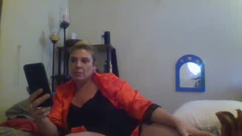 Snapshot of mandilube39 chatting on 10.05.25 mindy22 online show from 10.05.25