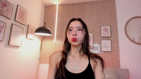 Snapshot of mandy_bloom chatting on 04.24.26 mandy_bloom online show from 04.24.26