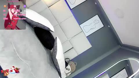 manellyksparklee online show from 12.18.25