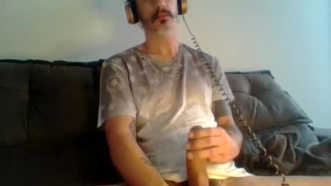 Snapshot of mangara_ chatting on 07.29.26 Mangar online show from 07.29.26