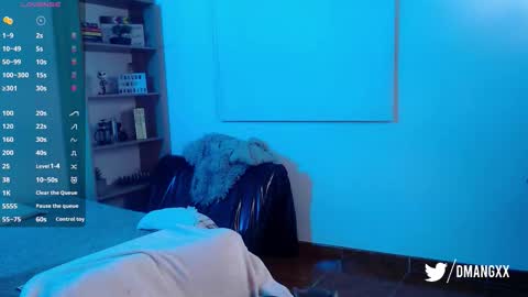 Snapshot of mangxx chatting on 10.24.25 Danny online show from 10.24.25