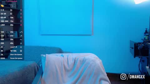 Snapshot of mangxx chatting on 11.08.25 Danny online show from 11.08.25