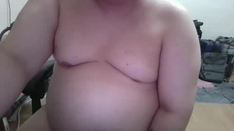 Snapshot of mankiminsuk chatting on 10.30.25 mankiminsuk online show from 10.30.25