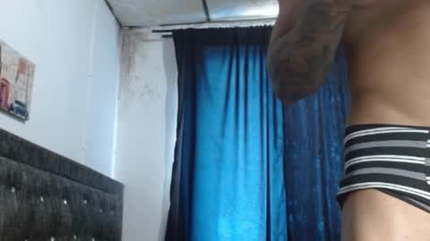 Snapshot of manolofitt chatting on 03.12.25 Manolo online show from 03.12.25