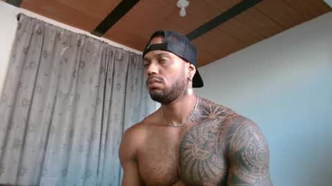 Snapshot of manolofitt chatting on 09.17.25 Manolo online show from 09.17.25