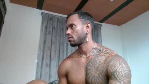 Snapshot of manolofitt chatting on 09.28.25 Manolo online show from 09.28.25