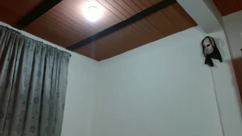 Snapshot of manolofitt chatting on 12.22.25 Manolo online show from 12.22.25