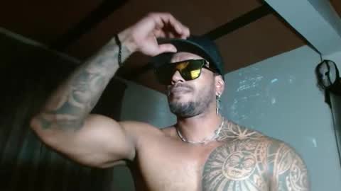 Snapshot of manolofitt chatting on 01.05.26 Manolo online show from 01.05.26