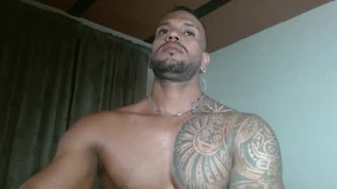 Snapshot of manolofitt chatting on 02.15.26 Manolo online show from 02.15.26