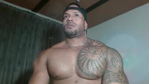 Snapshot of manolofitt chatting on 02.25.26 Manolo online show from 02.25.26