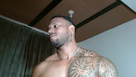 Snapshot of manolofitt chatting on 03.07.26 Manolo online show from 03.07.26