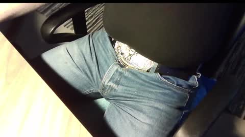 Snapshot of manswed chatting on 12.31.24 manswed online show from 12.31.24