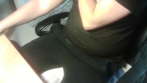 Snapshot of manswed chatting on 10.27.25 manswed online show from 10.27.25