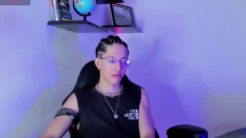 Manuel online show from 11.08.25