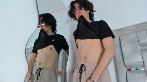 Manuel online show from 11.21.25