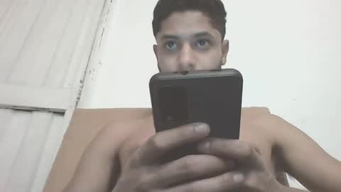 Snapshot of manuel444rl chatting on 02.02.25 Manuel RL online show from 02.02.25