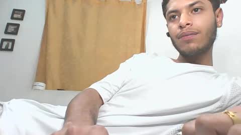 Snapshot of manuel444rl chatting on 02.19.25 Manuel RL online show from 02.19.25