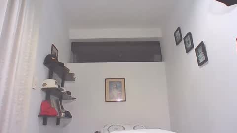 Snapshot of manuel444rl chatting on 02.24.25 Manuel RL online show from 02.24.25