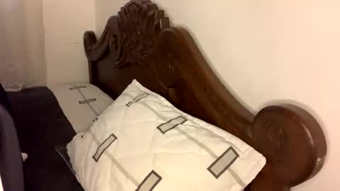 Snapshot of manuel444rl chatting on 09.17.25 Manuel RL online show from 09.17.25