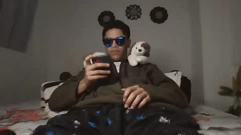 Snapshot of manuel444rl chatting on 10.23.25 Manuel RL online show from 10.23.25