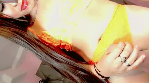 Snapshot of manuela_kingsley chatting on 12.13.24 Manuela Kingsley online show from 12.13.24