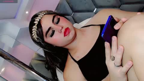 Snapshot of manuela_kingsley chatting on 02.01.25 Manuela Kingsley online show from 02.01.25