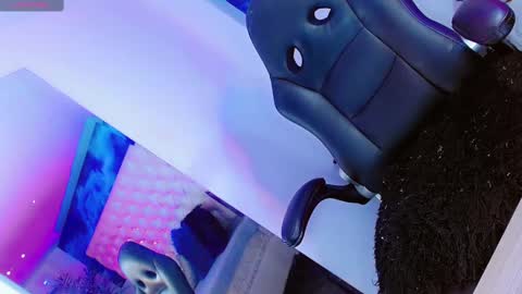 Snapshot of manuela_kingsley chatting on 02.16.25 Manuela Kingsley online show from 02.16.25