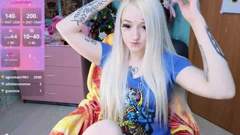 Manuela online show from 12.28.24