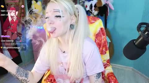 Manuela online show from 01.14.25